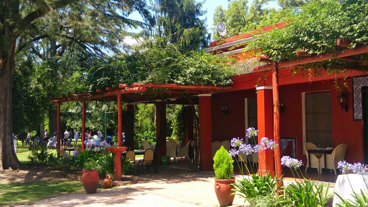 4 Embárcate en una jornada única hacia el corazón de la cultura gaucha con un tour a una estancia tradicional