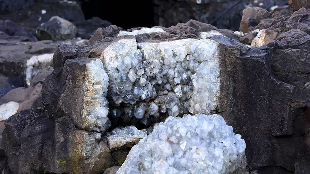 4 Explore the wonders of Iguazu, from its falls to Jesuit ruins and mines. All-inclusive package from Buenos Aires.