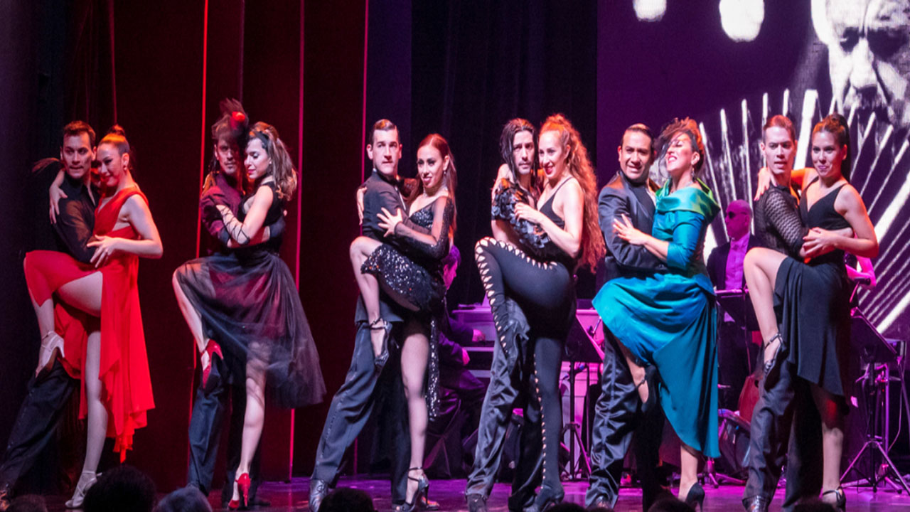 4 Experimenta lo mejor de Argentina con nuestro tour desde Buenos Aires a las Cataratas del Iguazú y la Patagonia. Incluye vuelos, traslados y tours.