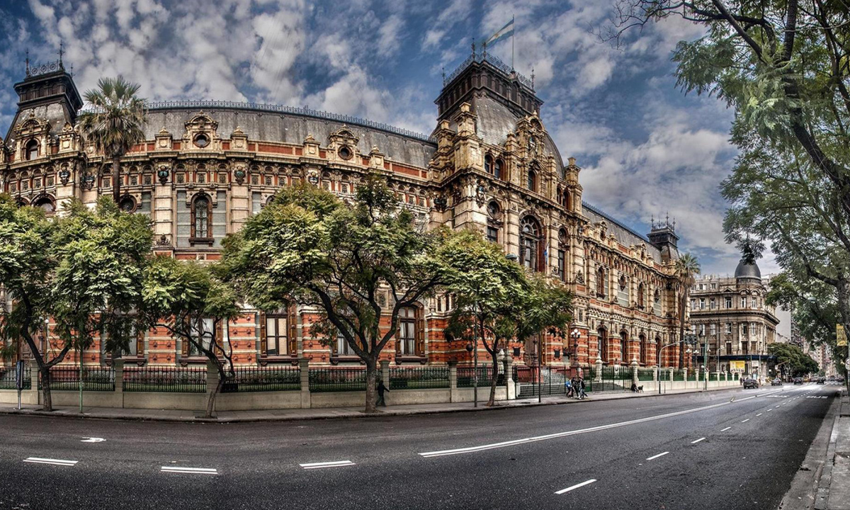 3 Disfruta de una semana en Argentina con nuestro tour por Buenos Aires y las Cataratas del Iguazú. Incluye vuelos, traslados y excursiones.